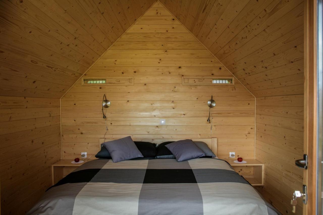فندق Glamping Kranjc كوباريد المظهر الخارجي الصورة